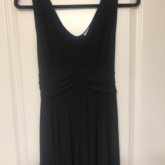 Swan jersey type knee length dress - Picture 2 of 5